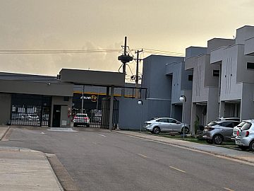 Casa Alto Padr�o � Venda